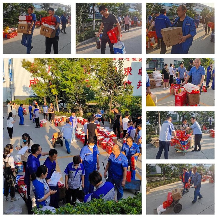 在我們公司上班，不僅能掙到錢，還為你節(jié)省了逛超市買日用品的煩惱，食用油、大米、小米、面粉、啤酒、白酒等等，各種禮品紛紛發(fā)到員工的手中。